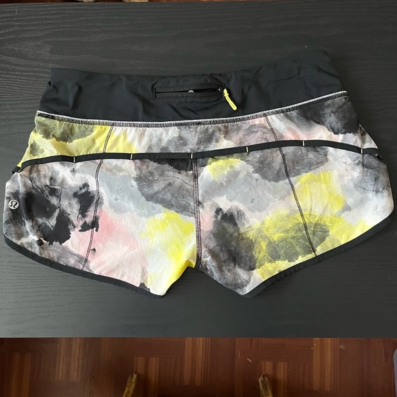 Lululemon Speed Shorts 2” inseam - Picture 3 of 8